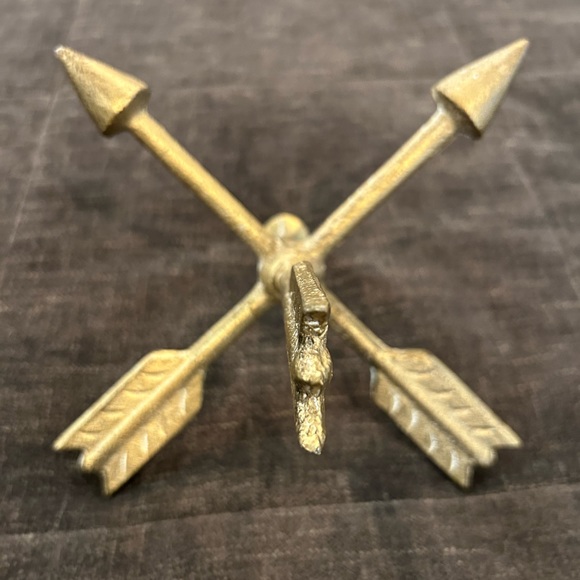 Gold Arrow Table Accent - Picture 5 of 5